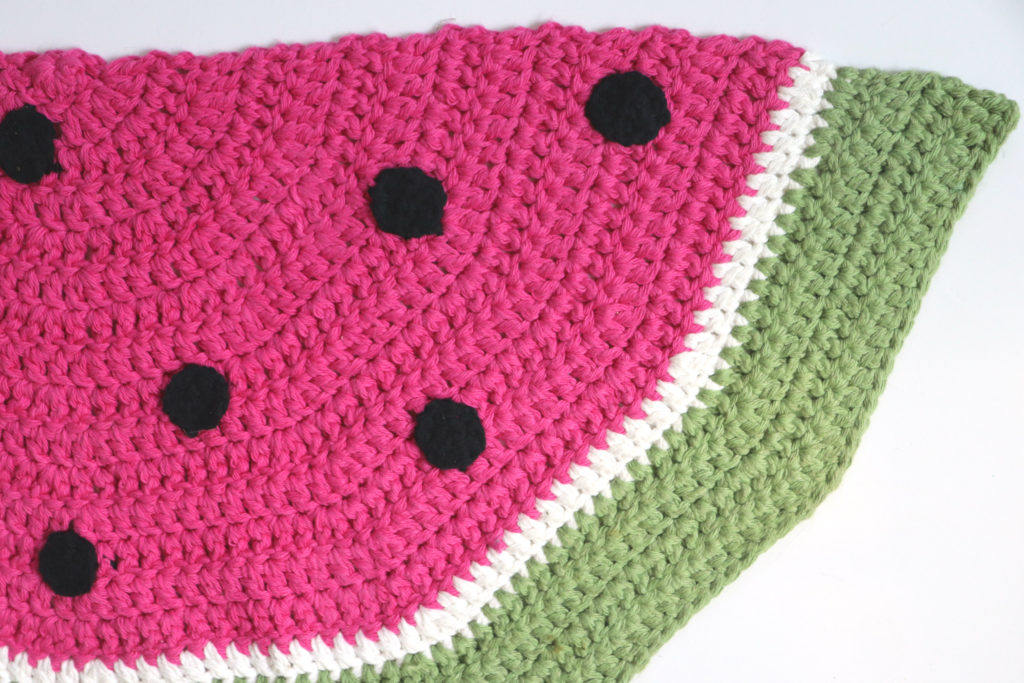 half circle watermelon rug crochet pattern