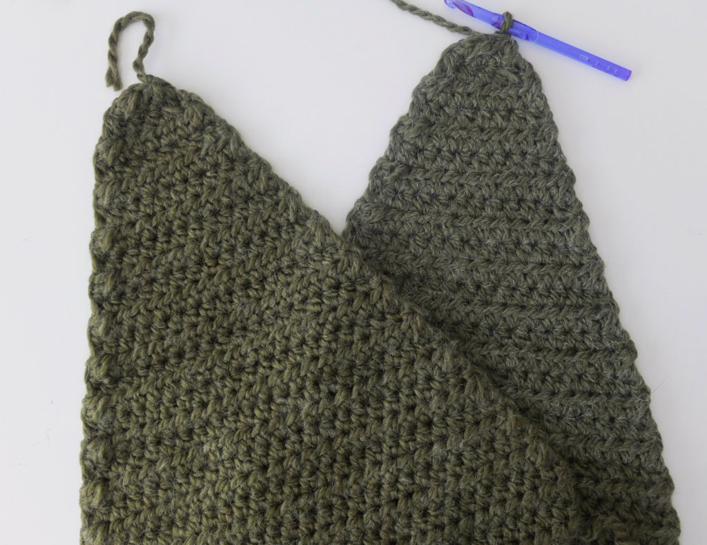 Crochet Christmas Tree Pillow Free Crochet Pattern sigoni macaroni