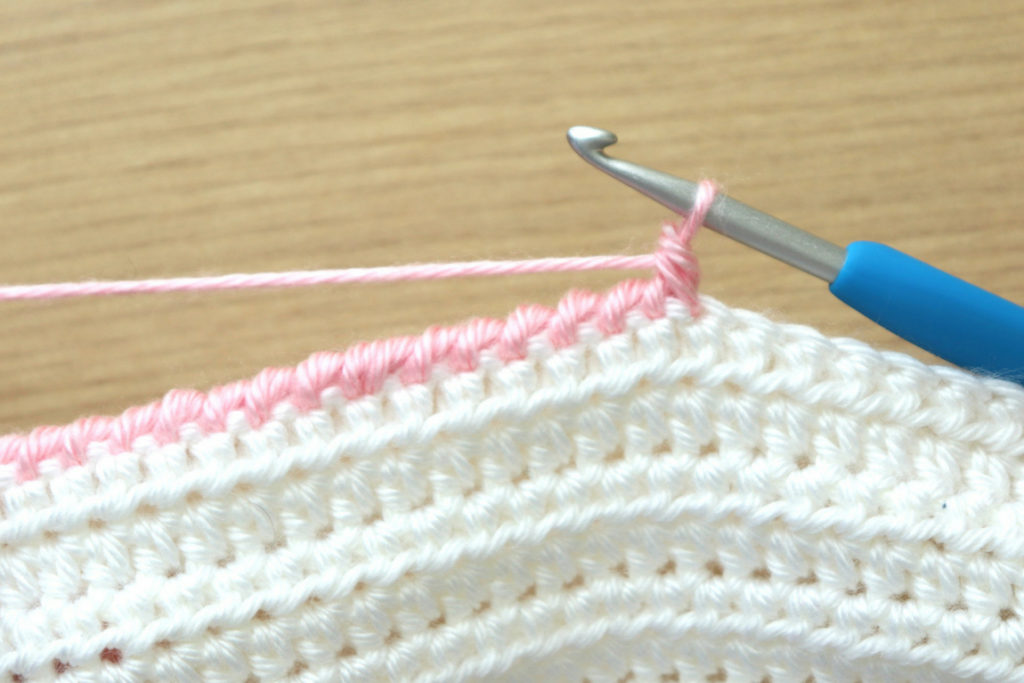 The BEST Yarn for Crochet Beginners: A COMPLETE Guide - sigoni