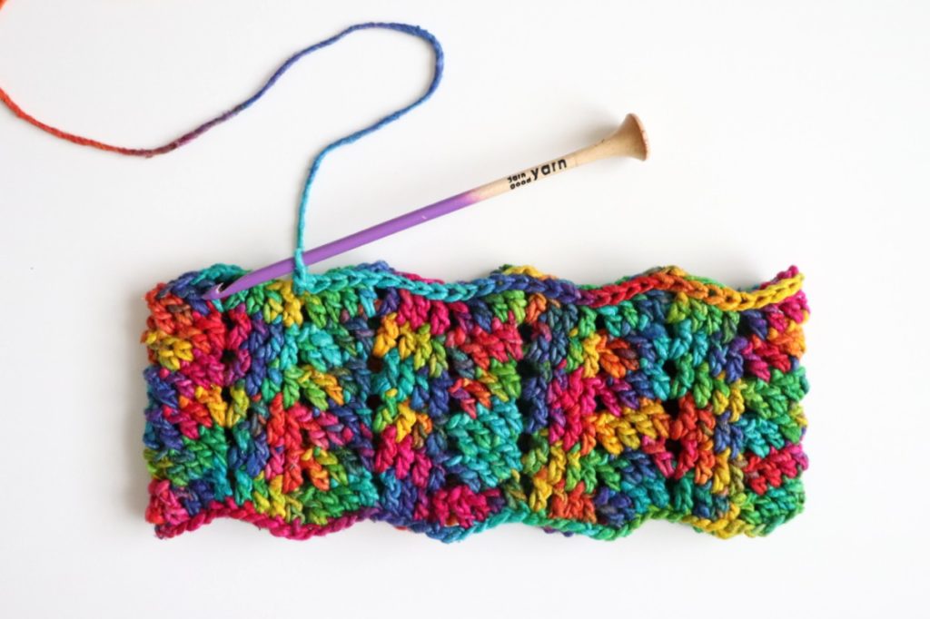 Crochet vs. Knitting: What's the Difference & How to Choose – Darn Good Yarn