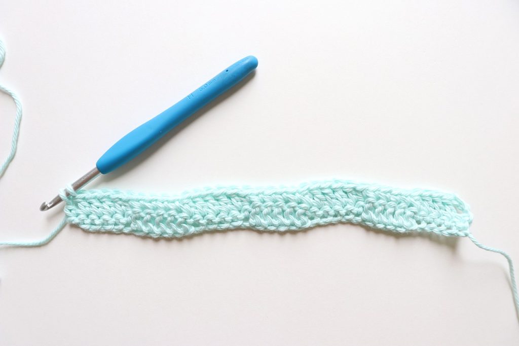 Checkered Colorblock Washcloth Crochet Pattern for Beginners