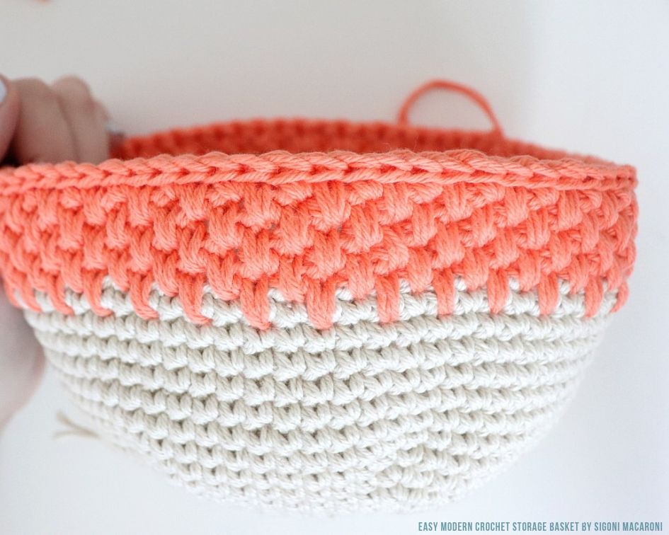 Finished look of the Easy, Modern Crochet Storage Basket free crochet pattern by Sigoni Macaroni