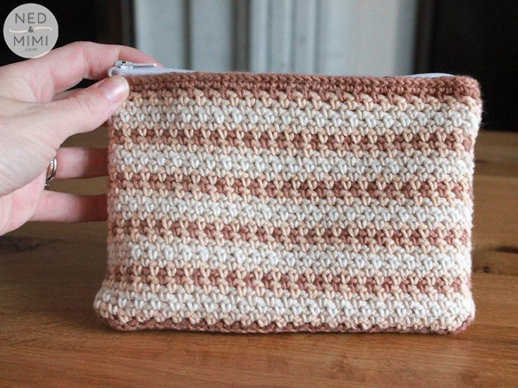 Image for Crochet Zipper Pouch using the Moss Stitch