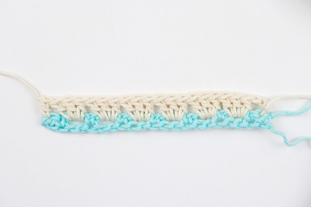 Block stitch crochet picture tutorial row 2