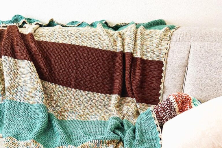 Simple Double Crochet Blanket Pattern for Mindless Crochet | Forever Blanket Free Crochet Pattern