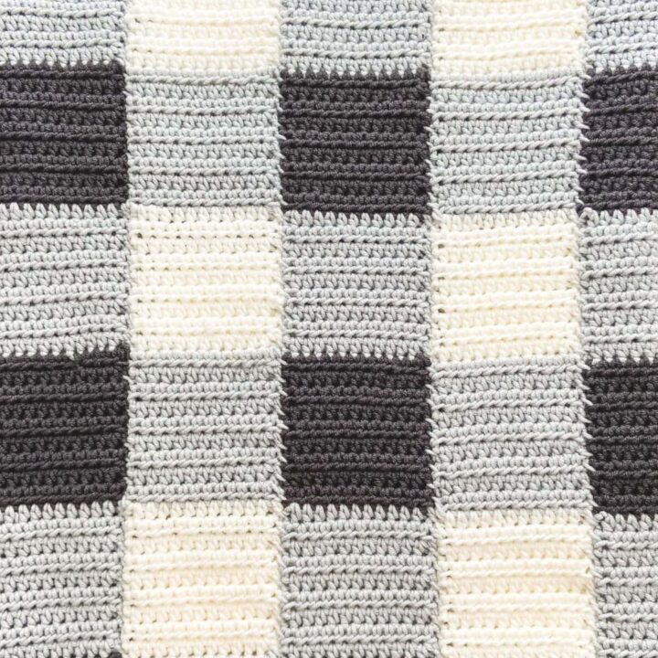 Image for Cheaters Gingham Blanket Crochet Along | FREE PATTERN