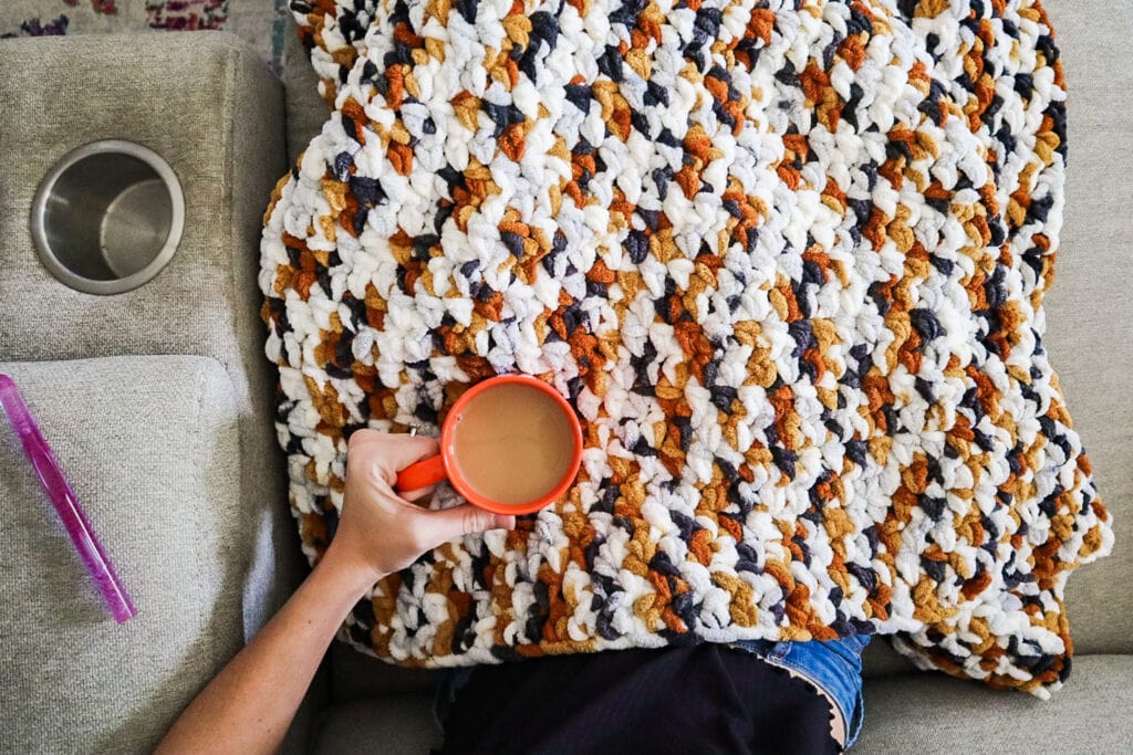 Chunky Crochet Blanket for Beginners  Free Crochet Pattern - sigoni  macaroni